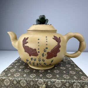 Yixing Zisha Chinese Vintage Clay Handmade Exquisite‎ Teapot